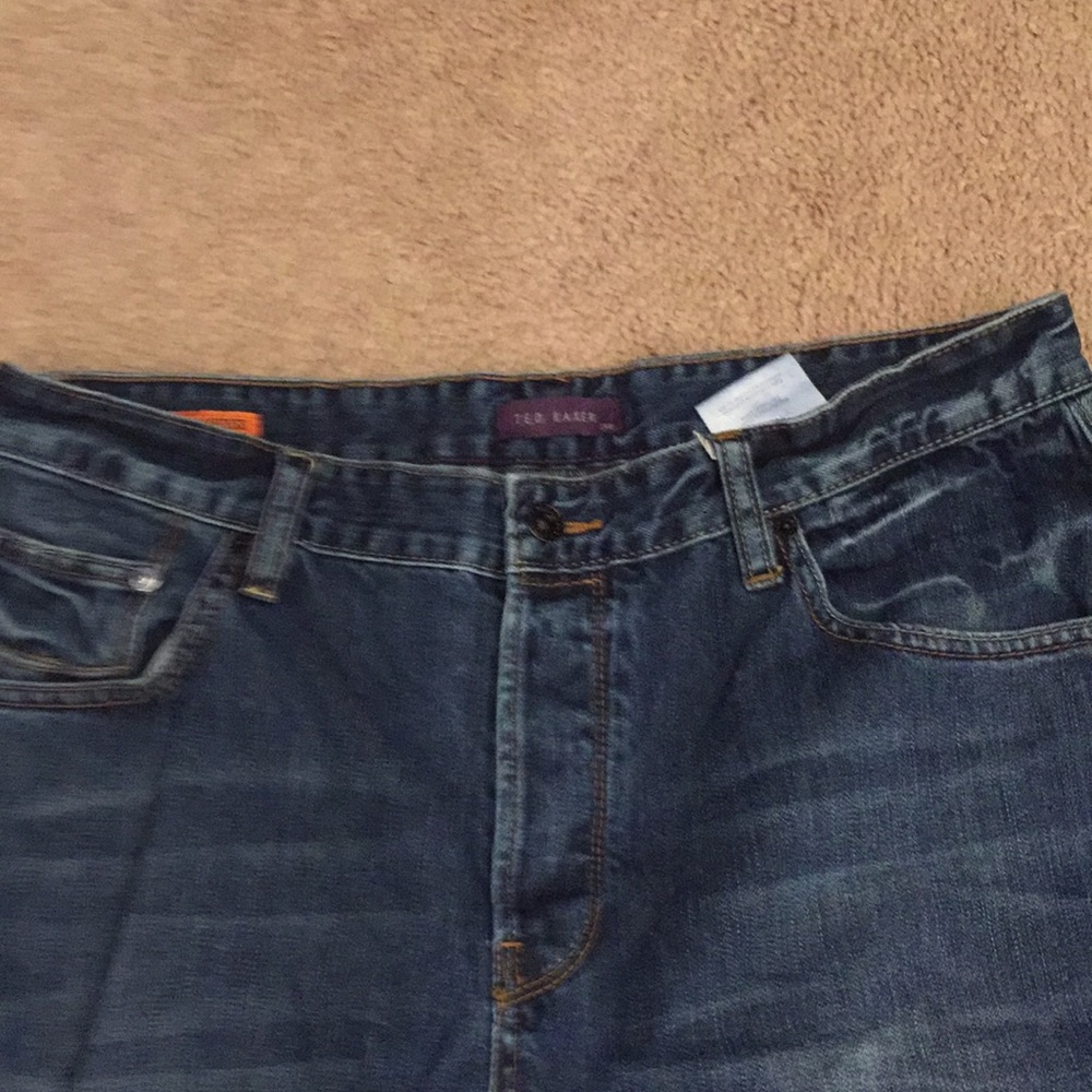 BEAUTIFUL TED BAKER JEANS